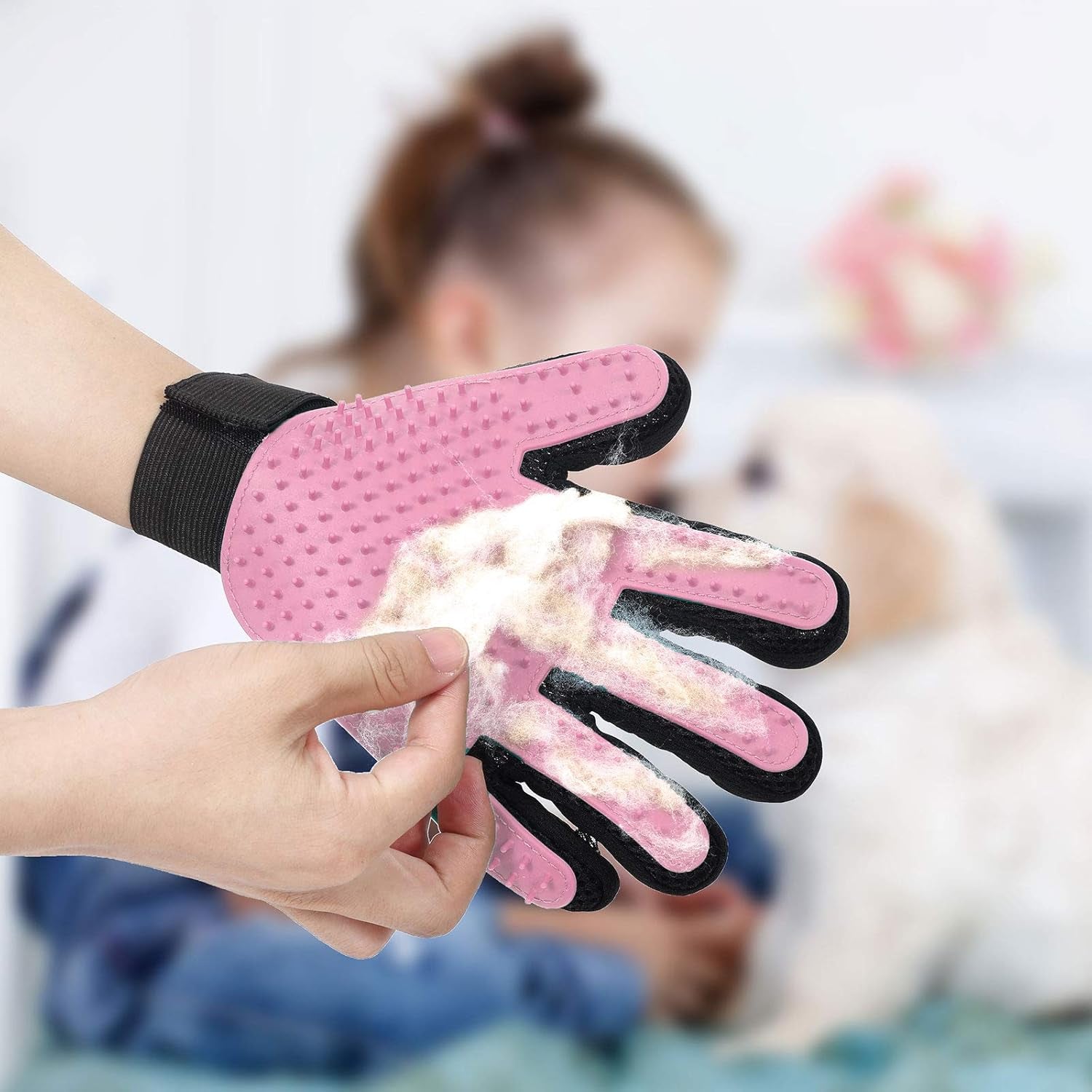 Pet Grooming Glove,Gentle Deshedding Brush Glove Efficient Pet Hair Remover Mitt,Enhanced Five Finger Design,Breathable & Comfortable for Dog,Cat,Horses with Long/Short Fur